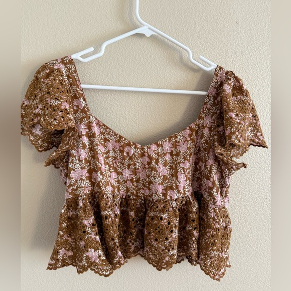 Tops - American Eagle Floral Eyelet Brown and Pink Women's Crop Top size‎ XS Boho
